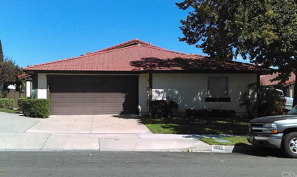 1st image of 1832 N Solano Ave