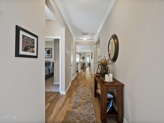 2nd image of 445 Esthwaite Drive SE