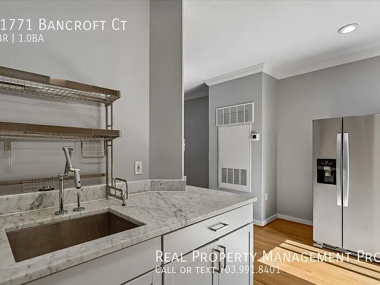 21771 Bancroft Ct — Photo 8