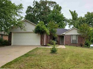 4655 Hawkins Dr, Conway, AR 72034