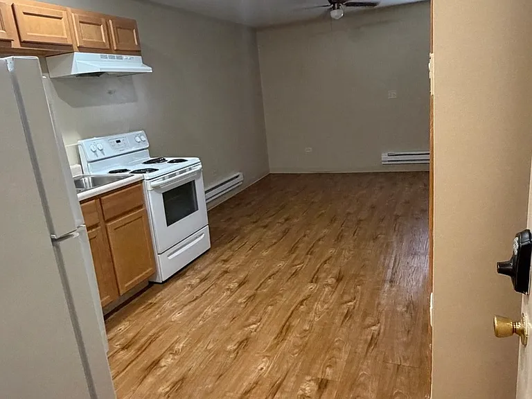 690 W Judson St #9 — Photo 5
