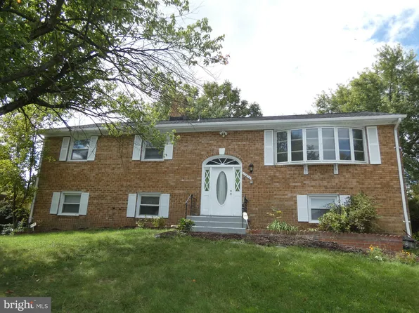 12815 Whiteholm Dr, Upper Marlboro, MD 20774