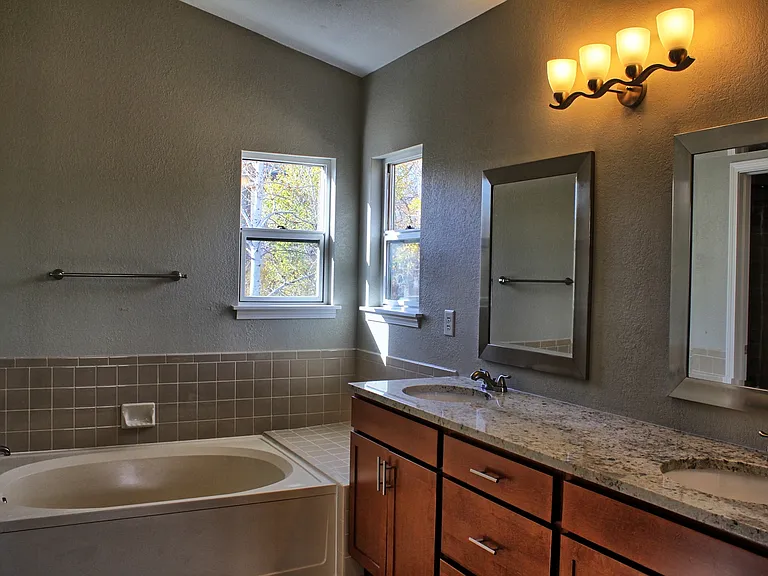 10231 Travertine Pl — Photo 14