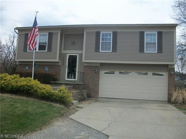 1st image of 26455 Kingswood Dr