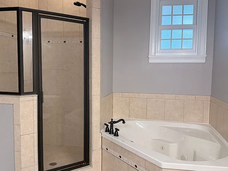 2145 Ridgecrest Cir #4 — Photo 4
