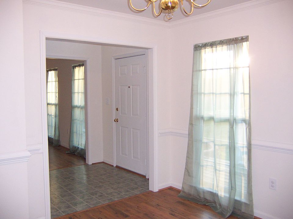 2nd image of 4400 Wexham Ct