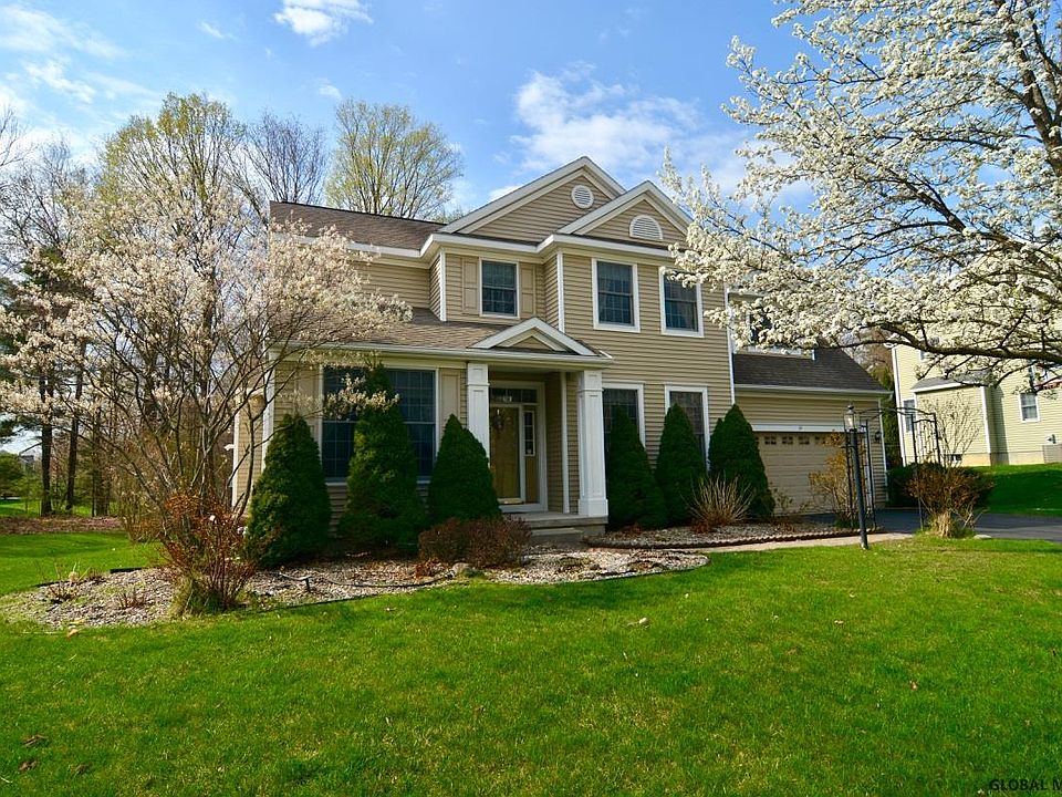 1st image of 32 Sterling Heights Dr