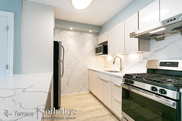 Sold by Terrace Sotheby's International Realty | media 5