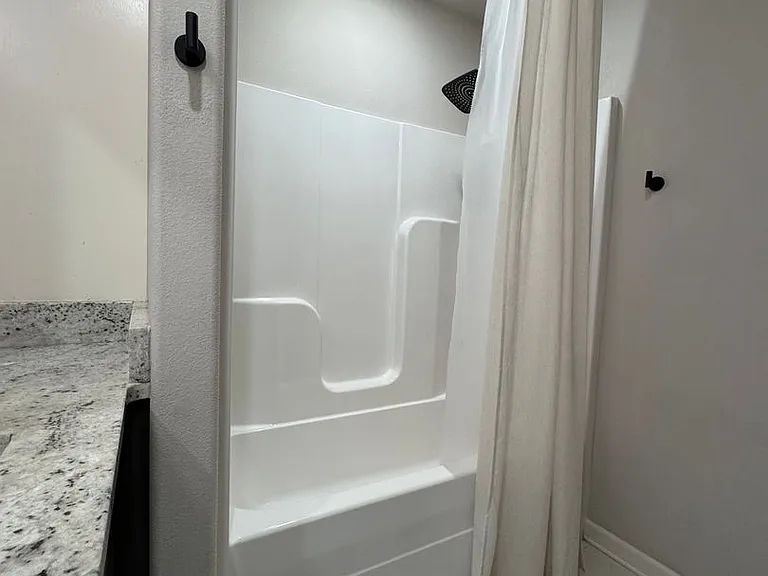 1707 SE K Pl — Photo 12