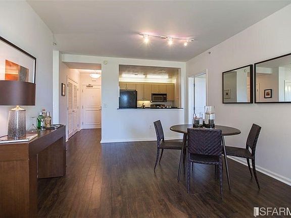 5th image of 140 S Van Ness St #422