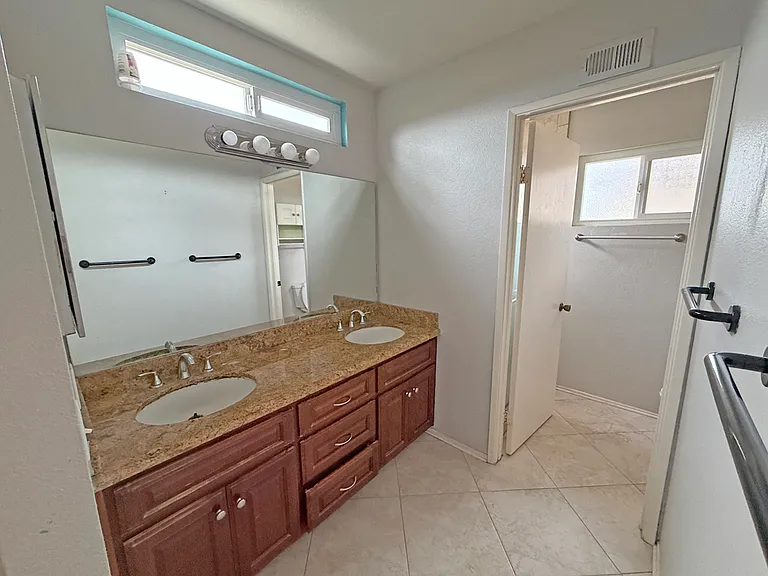 11225 Sunnydale Ct — Photo 9