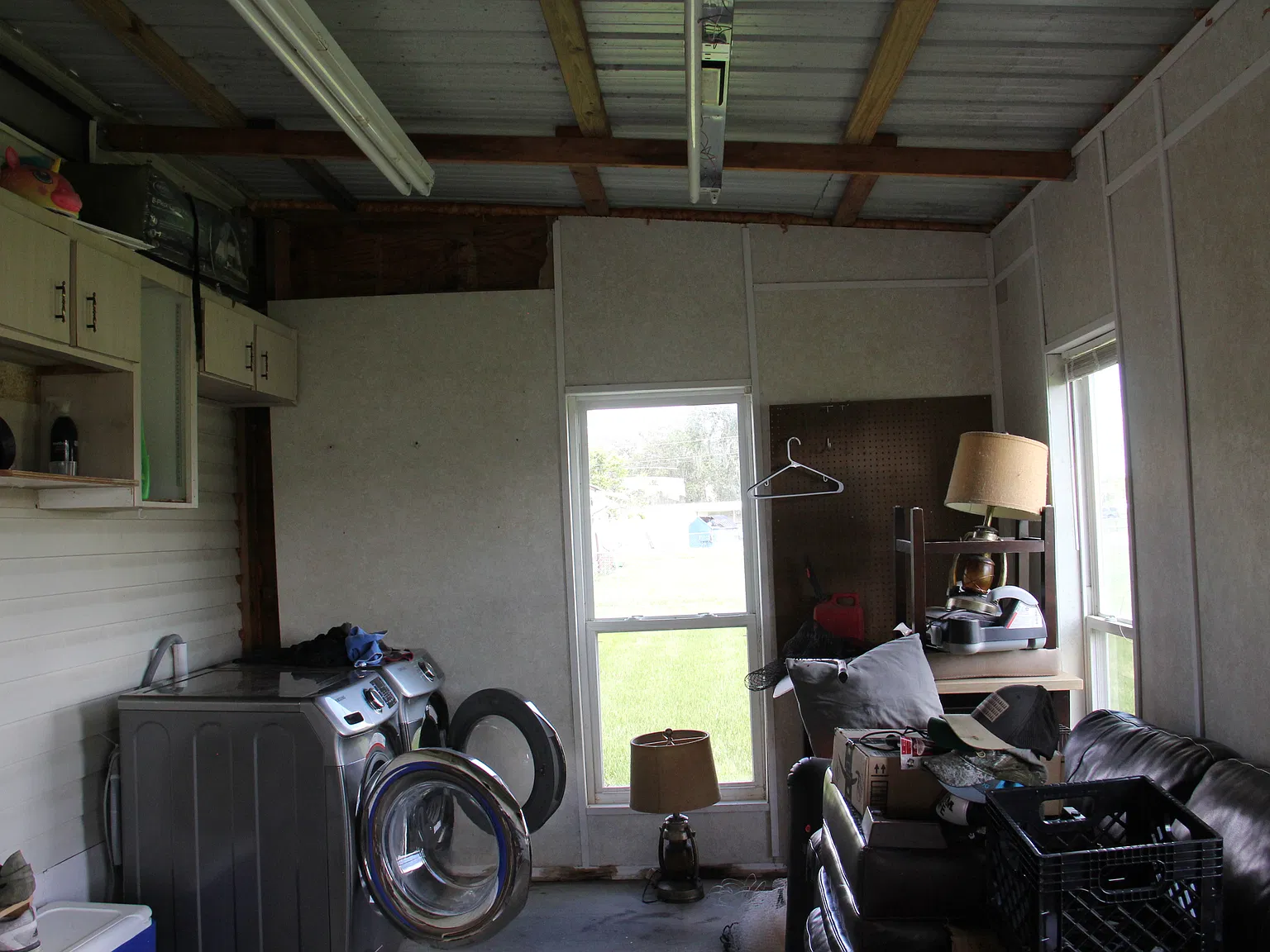 3 bed, 2300 sqft, $1,600 — Photo 1