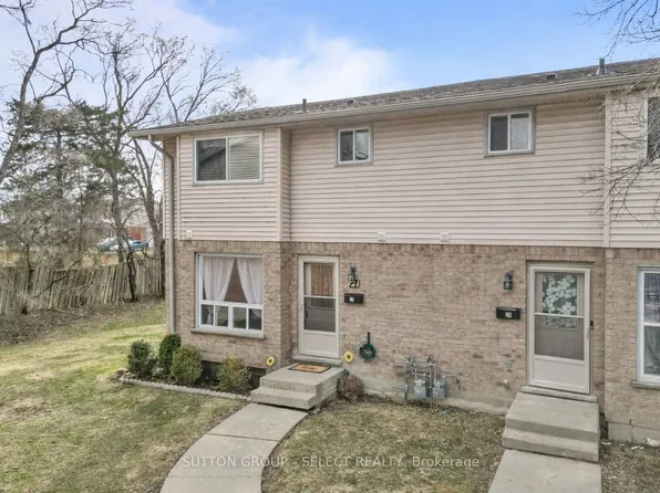 757 Wharncliffe Rd S #27, London, ON N6J 2N7