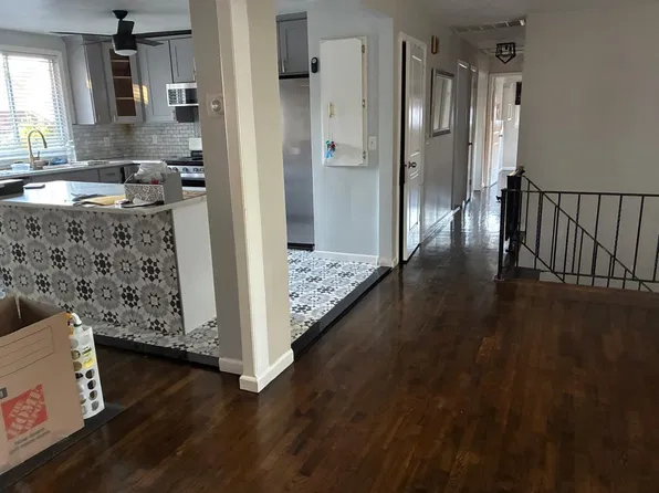 276 Preston Pl #1, Bergenfield, NJ 07621