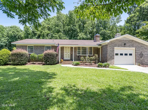 108 Dogwood Drive, Washington, NC 27889