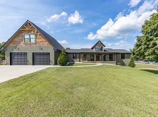 1966 Hayes Denton Rd, Columbia, TN 38401