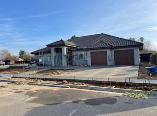 691 Oxford St, Exeter, CA 93221