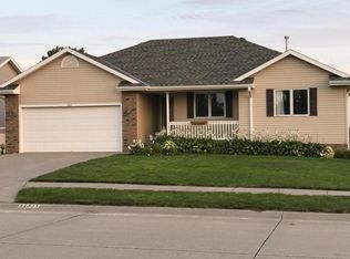 21811 Highview St, Gretna, NE 68028