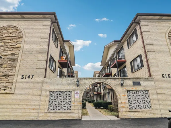 5147 N East River Rd Unit 338F, Chicago, IL 60656