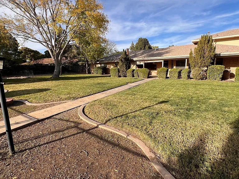 8 Walking Cane Ln — Photo 13