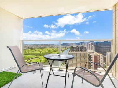 445 Seaside Ave APT 3201, Honolulu, HI, 96815