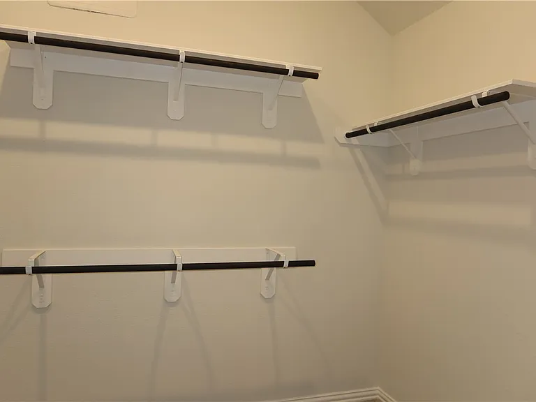 6306 Fulton Dr — Photo 14
