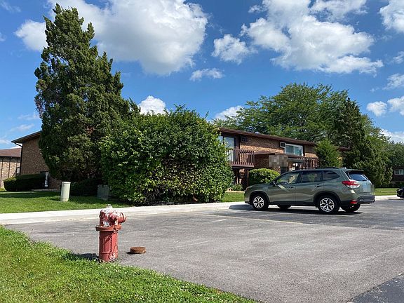 3rd image of 11620 Blackhawk Ct