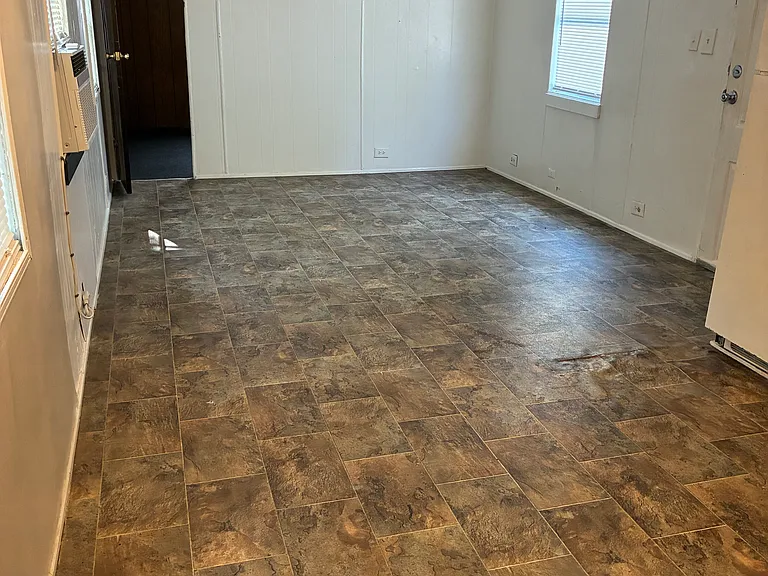180 Dowd Dr — Photo 8