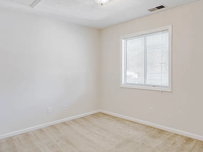 Patriot Point Apartment Homes — Photo 55