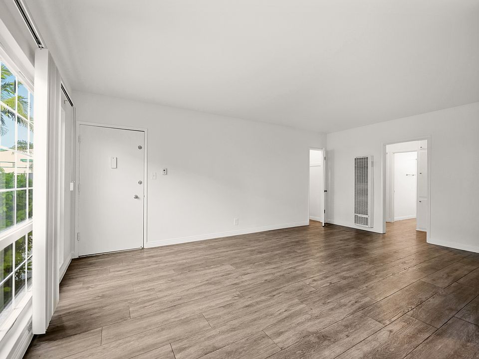 1st image of 4433 Murietta Ave APT 7