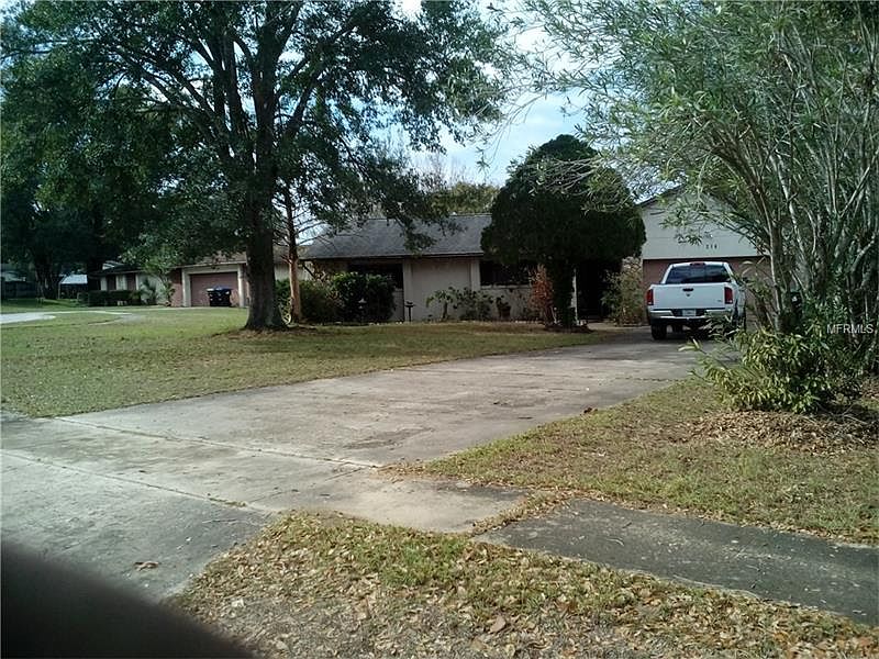 1st image of 216 Longleaf Ct #3