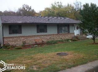 616 Winchester Dr, Ottumwa, IA 52501