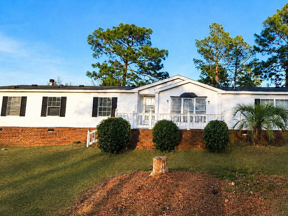 1st image of 150 Crestwood Arch