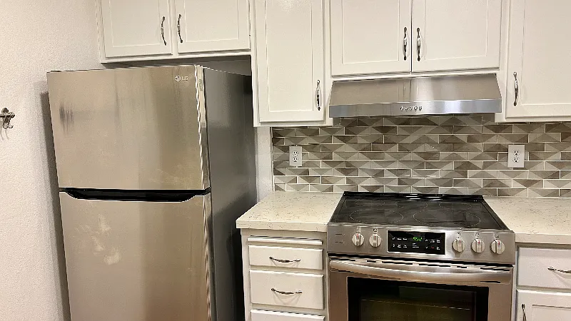 Charming 2 BR/2 BA Condo in Sunnyvale | Prime Location | $3500/mo — Photo 2