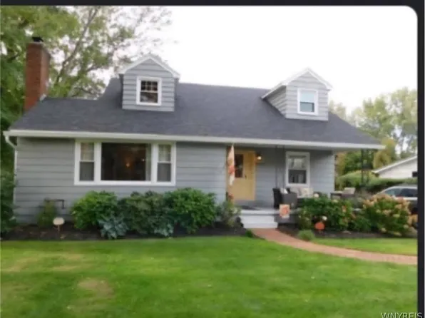 35 Chapel St, Elba, NY 14058