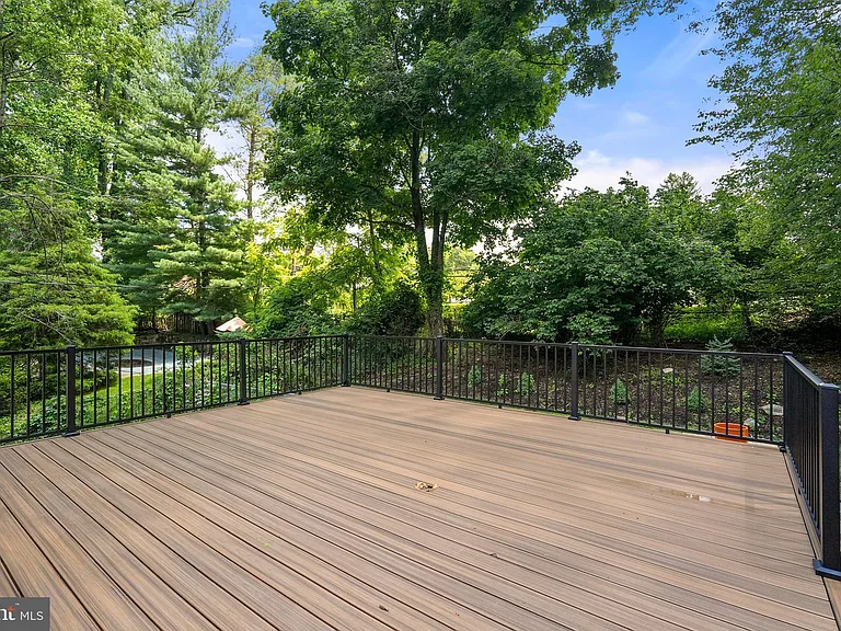 901 Dale Rd — Photo 10