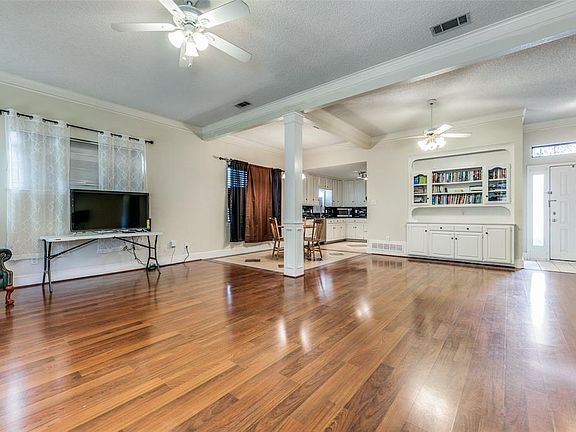 5th image of 466 Highland Blvd