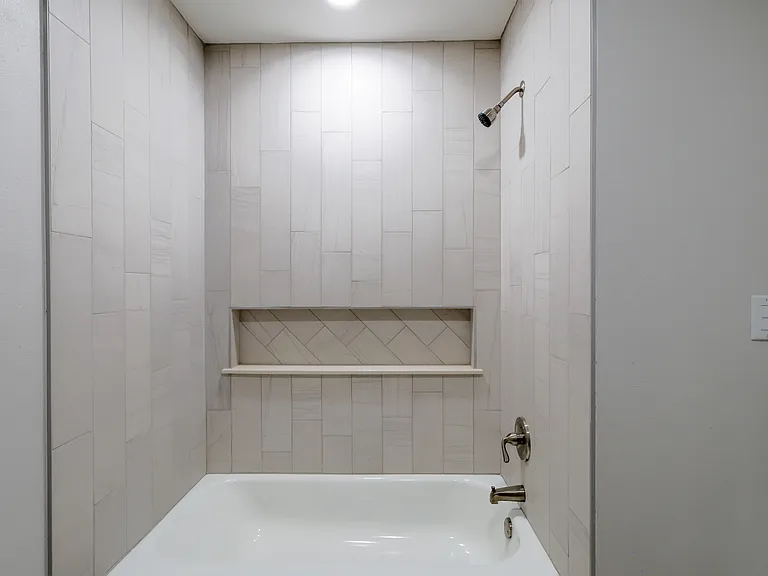 2114 Harlandale Ave — Photo 17
