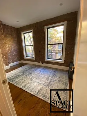 Rented by A Space Realty NY LLC | media 14