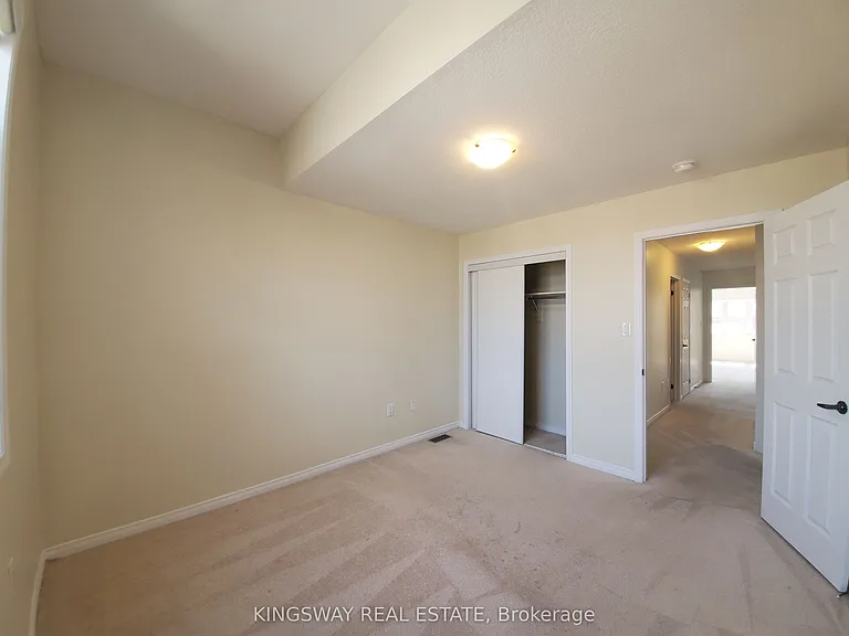 593 Remembrance Rd #UPPER — Photo 14