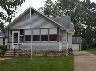 925 Allen Rd, Jackson, MI 49202