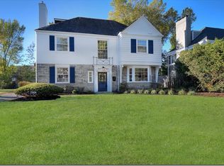 22626 Douglas Rd, Shaker Heights, OH 44122