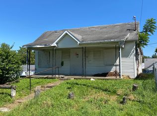 418 Spring St, Saint Albans, WV 25177