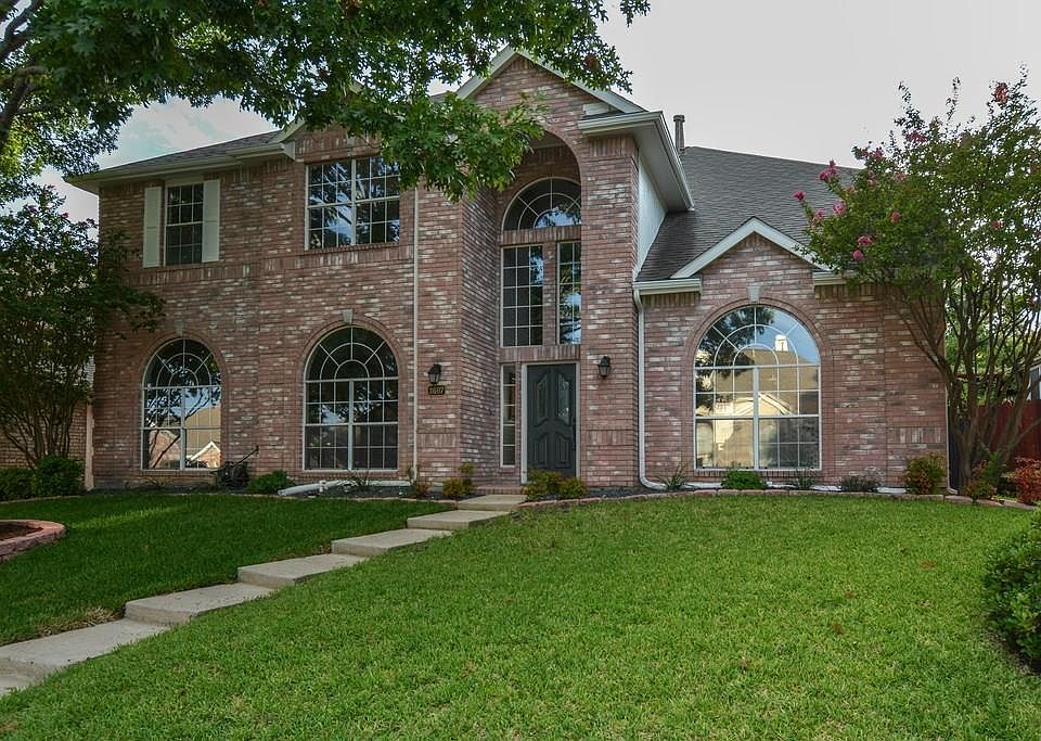 1st image of 3607 Chimney Rock Dr