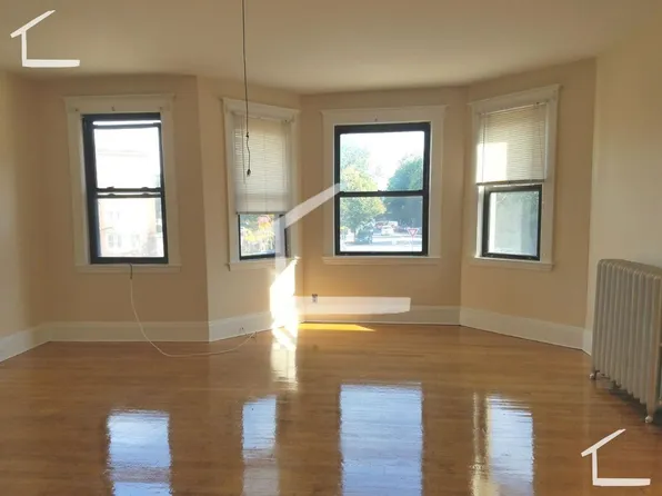 215 Chestnut Hill Ave #3C, Brighton, MA 02135
