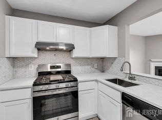 2609 Lighthouse Ln, Parlin, NJ 08859