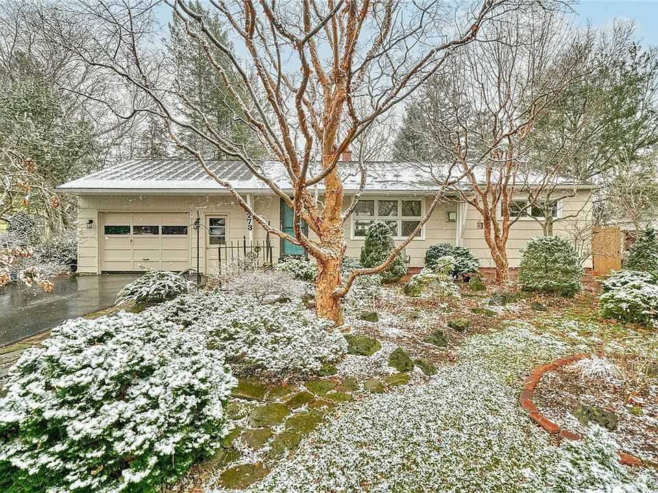 1st image of 273 Park Lane Dr