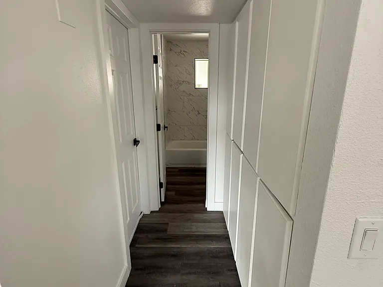 1709 W Linden St #4 — Photo 8