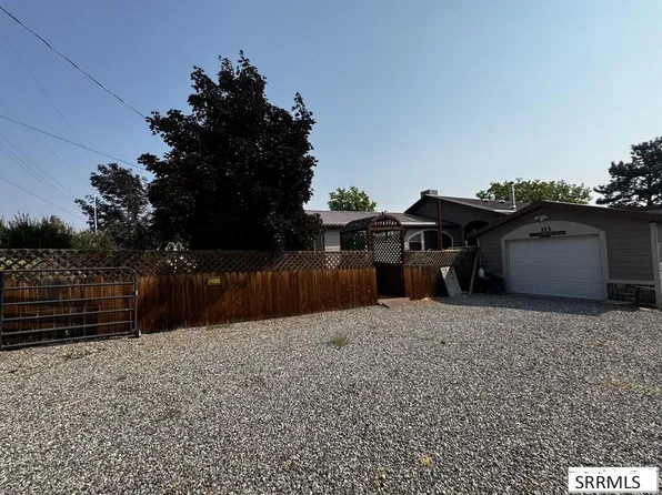 113 Lafayette Ave, Salmon, ID 83467