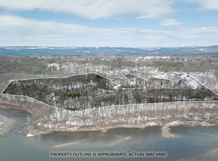 106 Stone Farm Ln, Greenfield, MA 01301